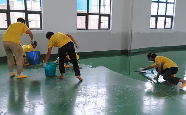 環(huán)氧地坪修復中.png
