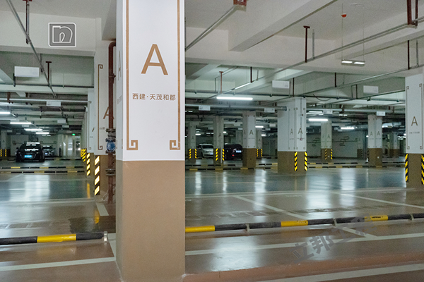 車庫地坪漆包工包料多少一平米?