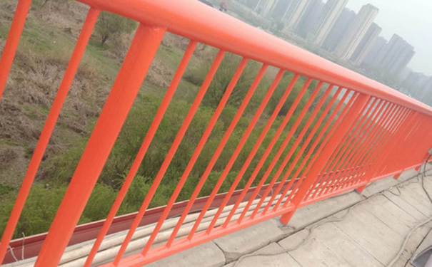 環(huán)氧云鐵中間漆一平方用量多少?